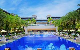 Wyndham Grand Plaza Royale Longmu Bay 5