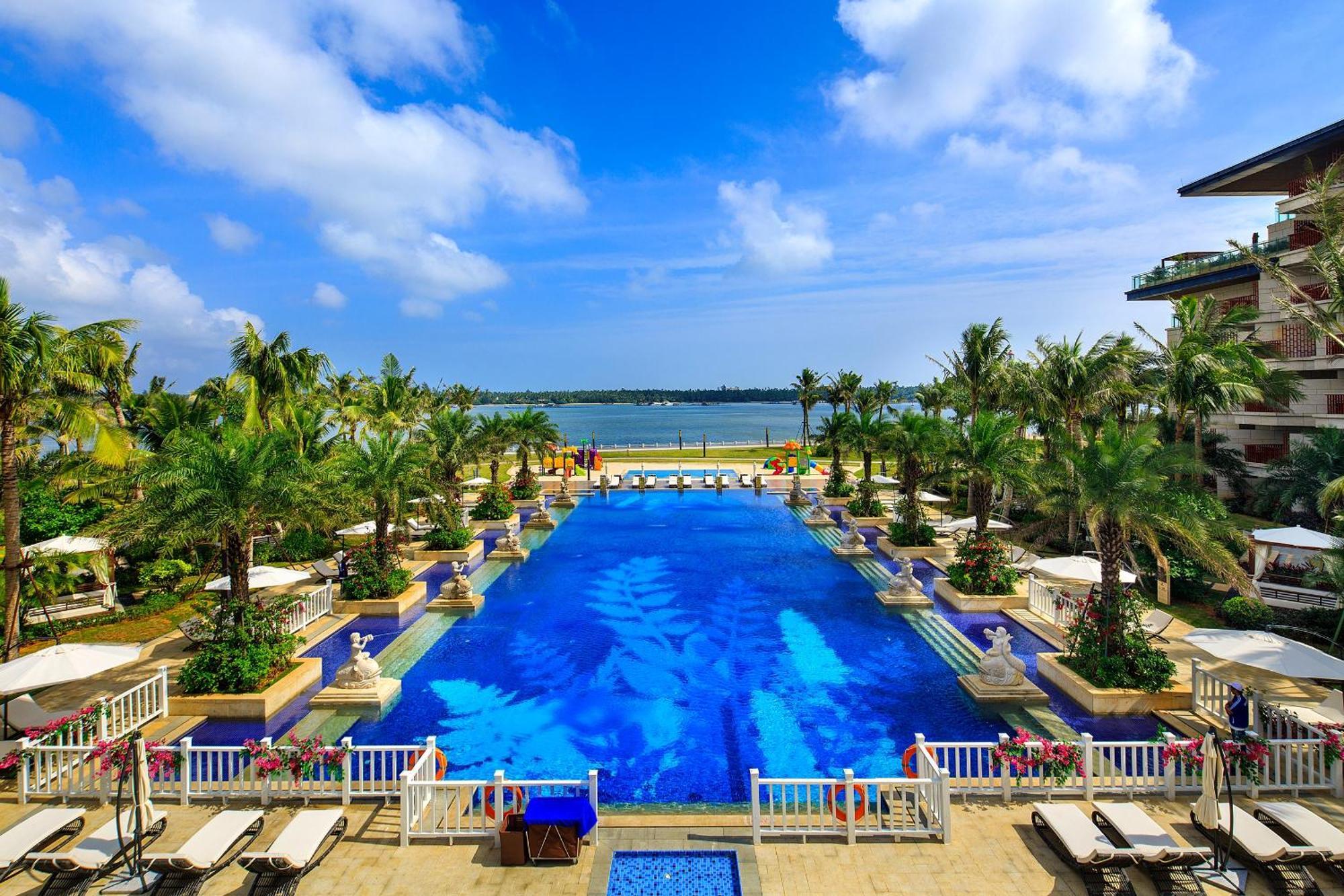 Wyndham Grand Plaza Royale Wenchang Экстерьер фото