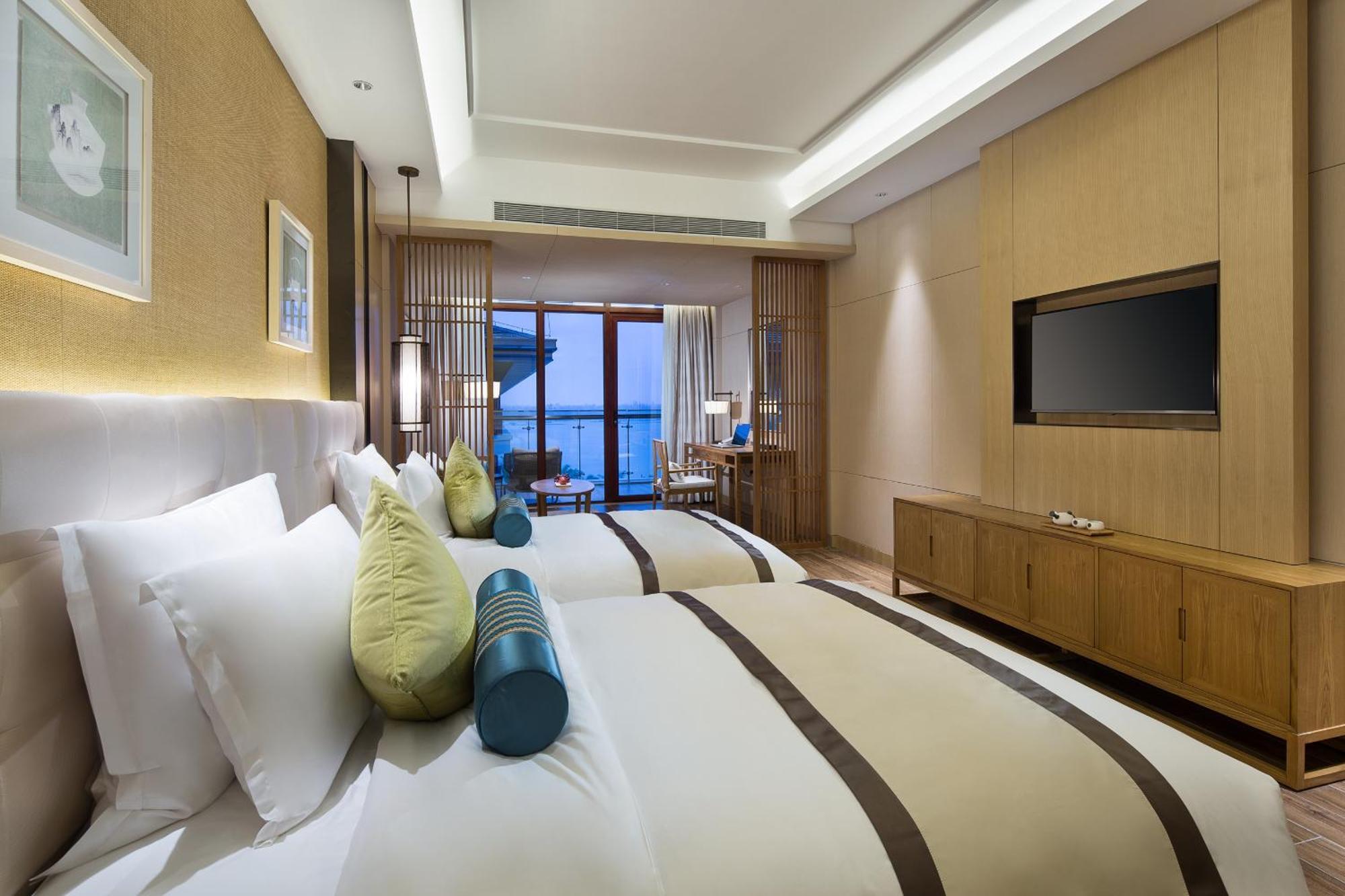 Wyndham Grand Plaza Royale Wenchang Экстерьер фото